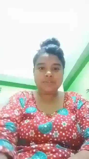 Bangladeshi Bhabhi Shows Her Boobs And Pussy