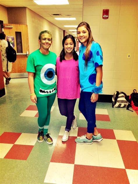 homecoming day  dynamic duo boo sully  mike halloween costumes pictures duo
