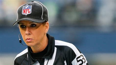 Who Is Sarah Thomas The First Woman Referee In A Super Bowl As Usa