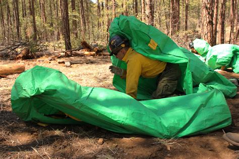 fire shelters fail to protect elite firecrew from ariz