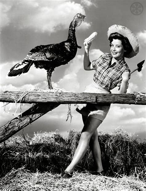 Turkey And Breasts Vintage Hollywood Thanksgiving Pinups [30 Pics] If