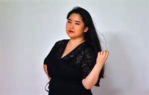 model takes on plus size challenge to counter south korea s beauty norm the japan times