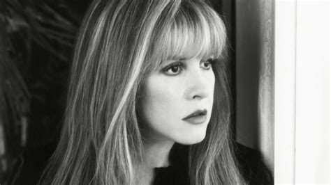 stevie nicks shoe size and body measurements celebrity