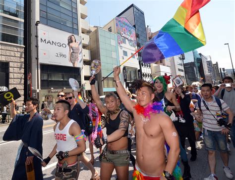 gay pride march kicks off first tokyo rainbow week the japan times