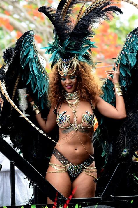 Goddess Beauty Rihanna Arielcalypso Rihanna At “crop Over” In