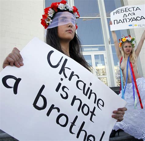 nackt und wütend frauenprotest in der ukraine bilder and fotos welt