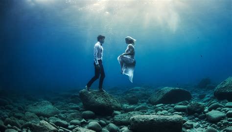 Underwater Women Couple Sea Men 1080p Wallpaper