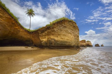 icacos cliffs