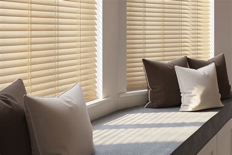 clean louvre blinds huetiful homes
