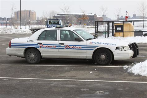 michigan exposures  detroit police car