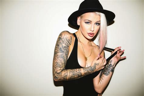 women blonde samii ryan hat tattoos juicy lips walls portrait