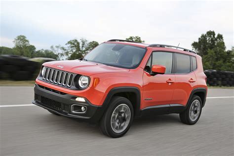 jeep renegade gains  updated interior   standard equipment