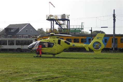 traumahelikopter landt op oefenlocatie brandweer weegbrugweg wijster