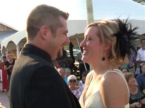 Bride Surprised By Her Own Wedding Video Goes Viral Groom Stuns Wife