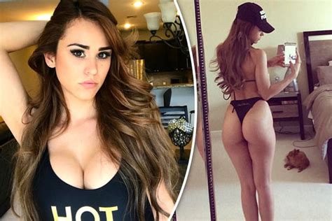 Yanet Garcia ‘world’s Sexiest Weather Girl’ Shows Off