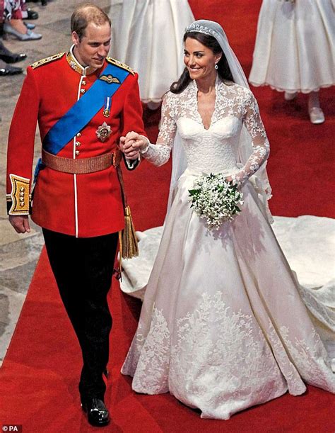 how kate middleton s wedding dress inspired a decade of celebrity