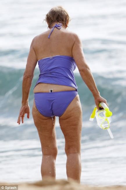 Life S A Beach For 63 Year Old Helen Mirren As She Shows