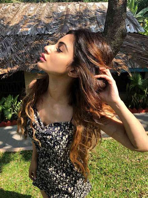 Mouni Roy Hot Unseen Sexy Photos And Wallpapers