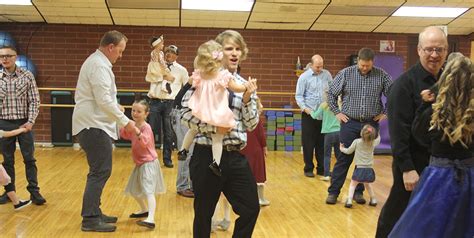 Uinta County Herald Rec Center Hosts Daddy Daughter Dance Night