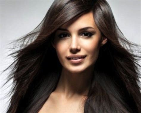 Un altro strumento largamente utilizzato per sfoltire i capelli è anche il rasoio … Pin on Beauty - Makeup - Bellezza