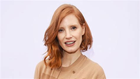 Best Hairstyles For Oval Faces 2019 According To Hair Experts