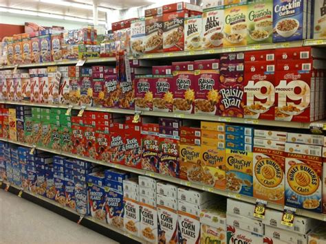 perfectly lined   cereal aisle        store