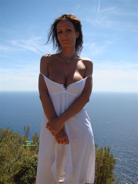 Nude Wife Ns Ballade En Bord De Mer August 2010