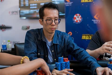 wai king cheung leads  poker king cup taiwan main event final table pokernews