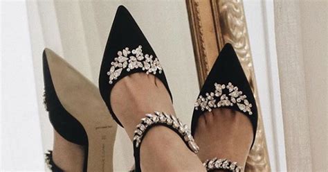 These £40 High Street Heels Are The Perfect Dupe Of Manolo Blahnik S £