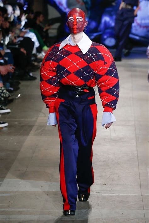 London Fashion Week Men’s Autumn Winter Challenged Conventional Styling