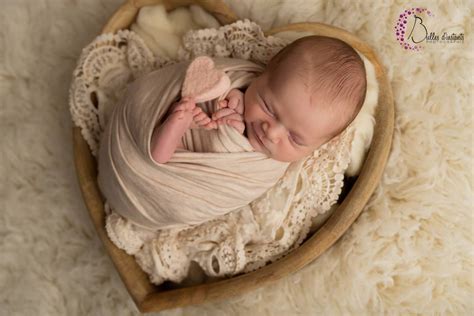 seance photo de naissance bebe photographe dans les yvelines