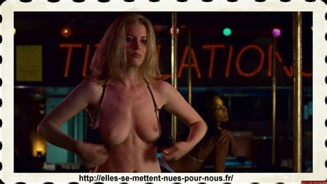 gillian jacobs nude and showing off her perfect breasts pics