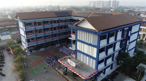 Sekolah Menengah Kejuruan Negeri 71 Jakarta Membangun Masa Depan