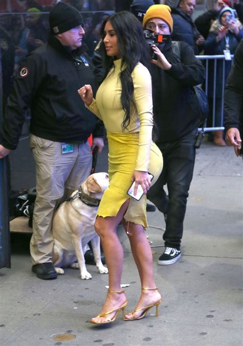 Celebpot Kim Kardashian Outside Good Morning America In New York