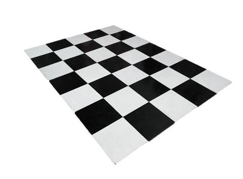 checkered flooring    theme prop hire