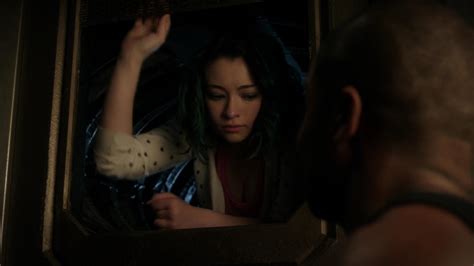 Jodelle Ferland Nue Dans Dark Matter