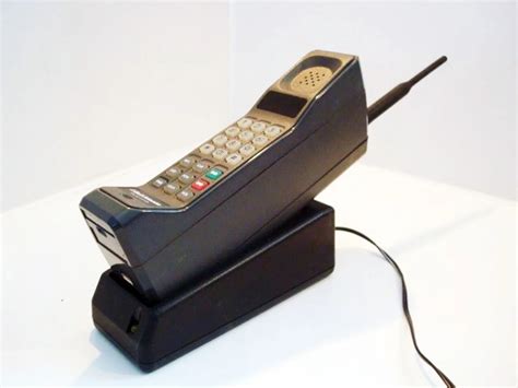 ¿cuál Fue El Primer Teléfono Celular Que Se Lanzó Al Mercado Infobae