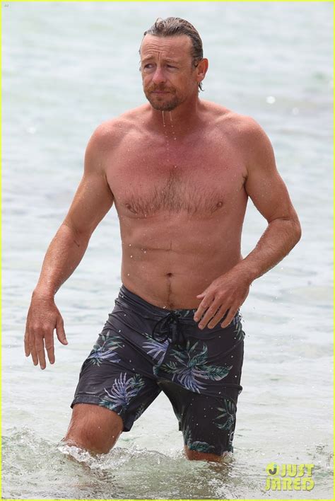 Simon Baker Looks Fit Going For A Dip In The Ocean Photo 4508483