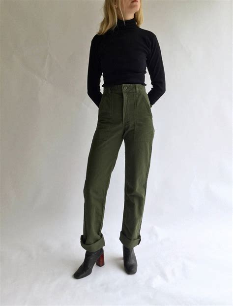10 incredible womens fashion grunge ideas army green pants outfit