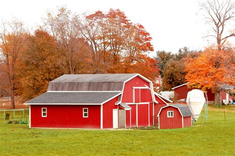 red barn  autumn field  stock photo public domain pictures