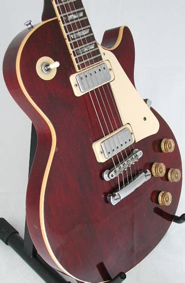 gibson les paul deluxe wine red finish vintage guitar  bass