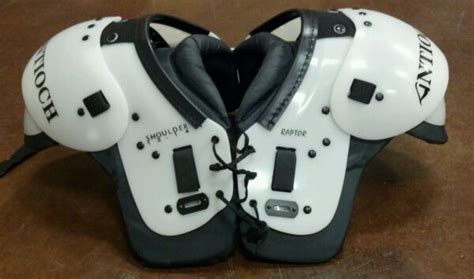 youth football shoulder pads ays