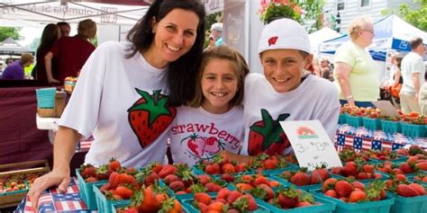 cedarburg strawberry festival travel wisconsin