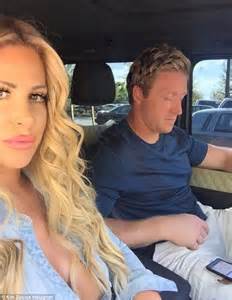 kim zolciak tries golf for the first time wearing killer
