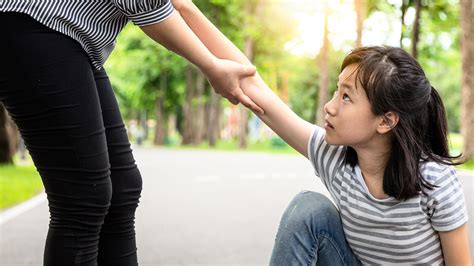 netizens share  heartwarming acts  kindness theyve experienced  singapore