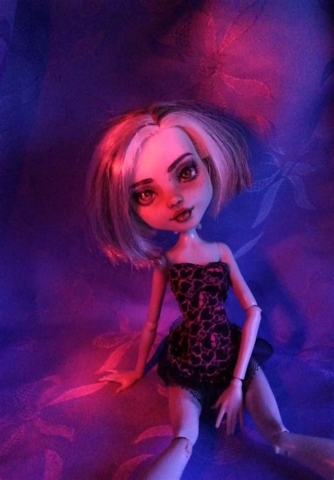 Pretty And Pink Monster High Dolls Ooak Dolls Pretty