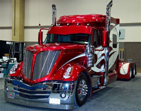 the great american trucking show 2011 [photo album] custom trucks