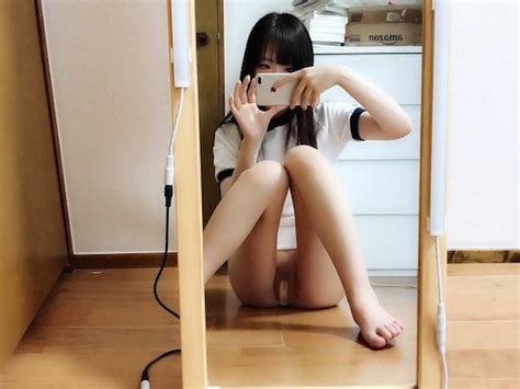 japanese ero cosplayer miri minazuki shows off slinky body with semi nude twitter selfies