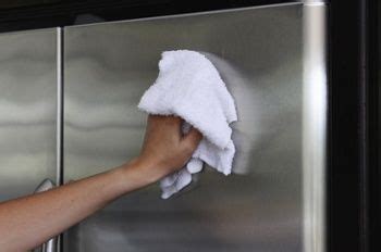 clean  refrigerator stainless steal cleaner