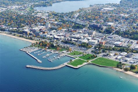 counties grand traverse traverse city downtown fall  anderson